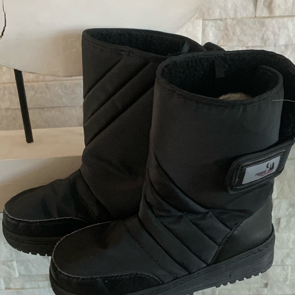 Kids snow boots
